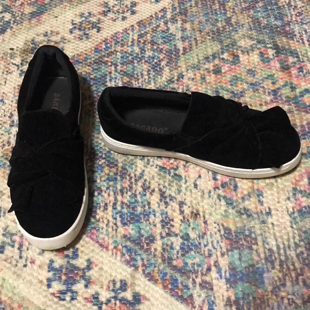 Black Sneakers with Tie Detail!